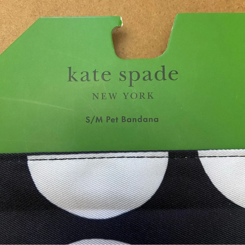 NWT Kate Spade Black and White Pet Bandana S/M